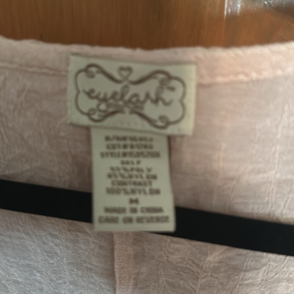 Light pink eyelash couture lace bottom edge Sz Med vest great condition - Picture 3 of 3